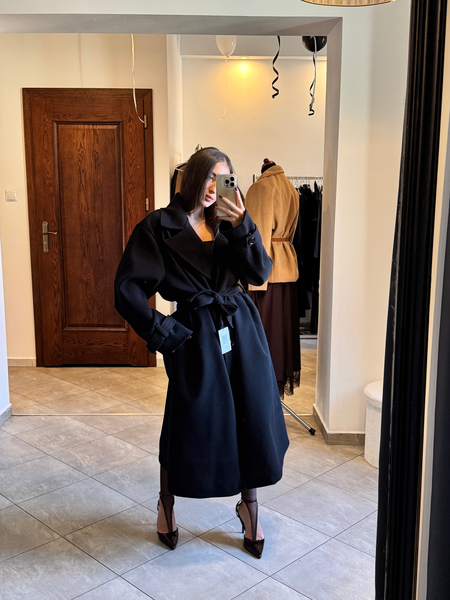 Czarny Płaszcz - Klasyk