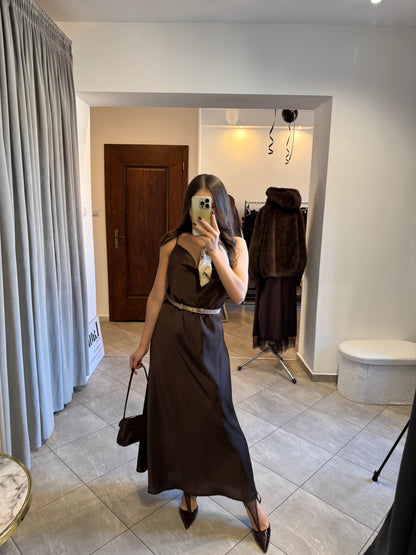 Satynowa Sukienka Maxi w Odcieniu Czekoladowym
