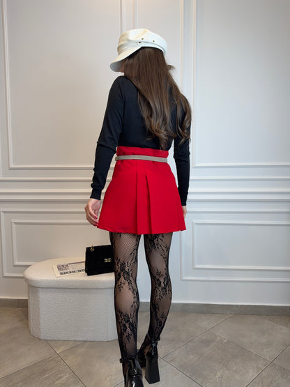 Czerwone Spódniczko-Spodenki z Plisą – Belluci