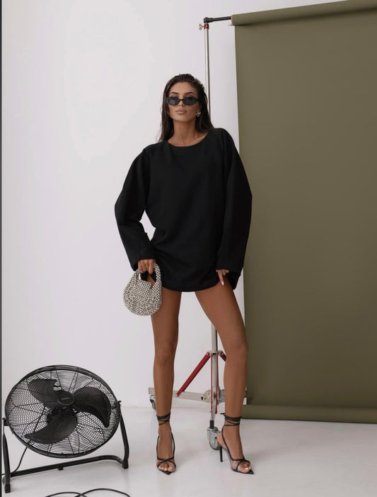 Czarna sukienko-bluza z wiązanym paskiem