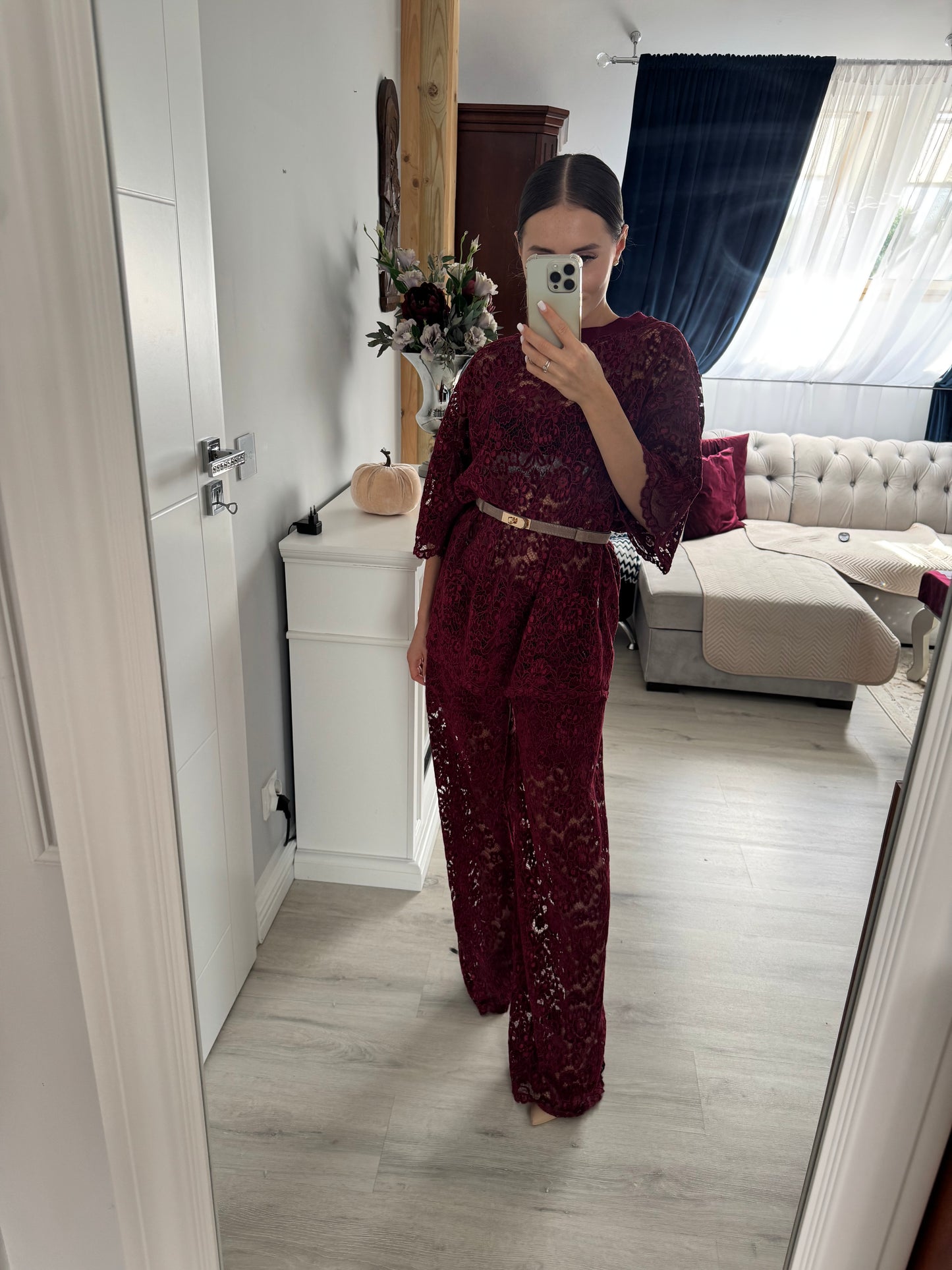 Komplet z koronki welurowej