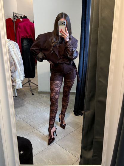 Koronkowe legginsy na palec z wszytymi spodenkami