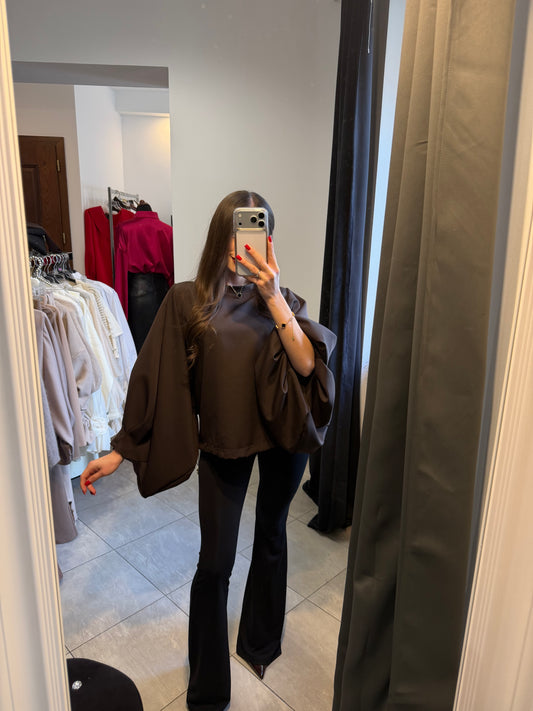 Bluzka z szerokimi rękawami – czekoladowy brąz