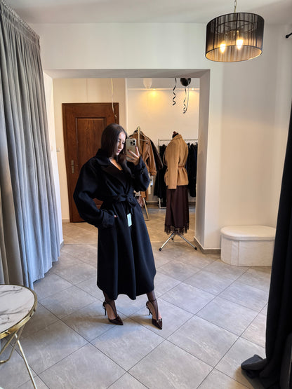 Czarny Płaszcz - Klasyk