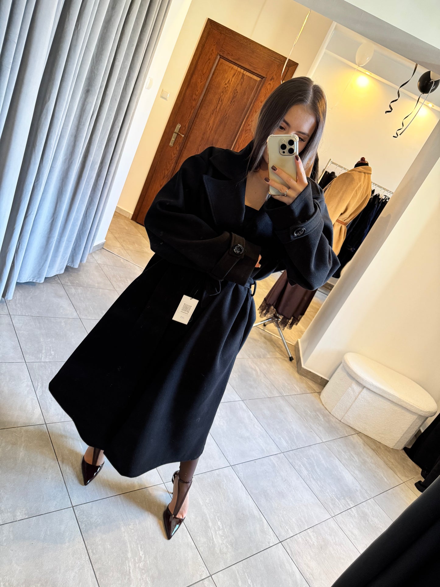 Czarny Płaszcz - Klasyk