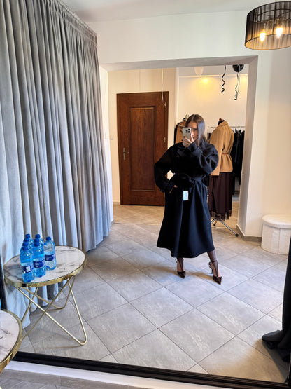 Czarny Płaszcz - Klasyk