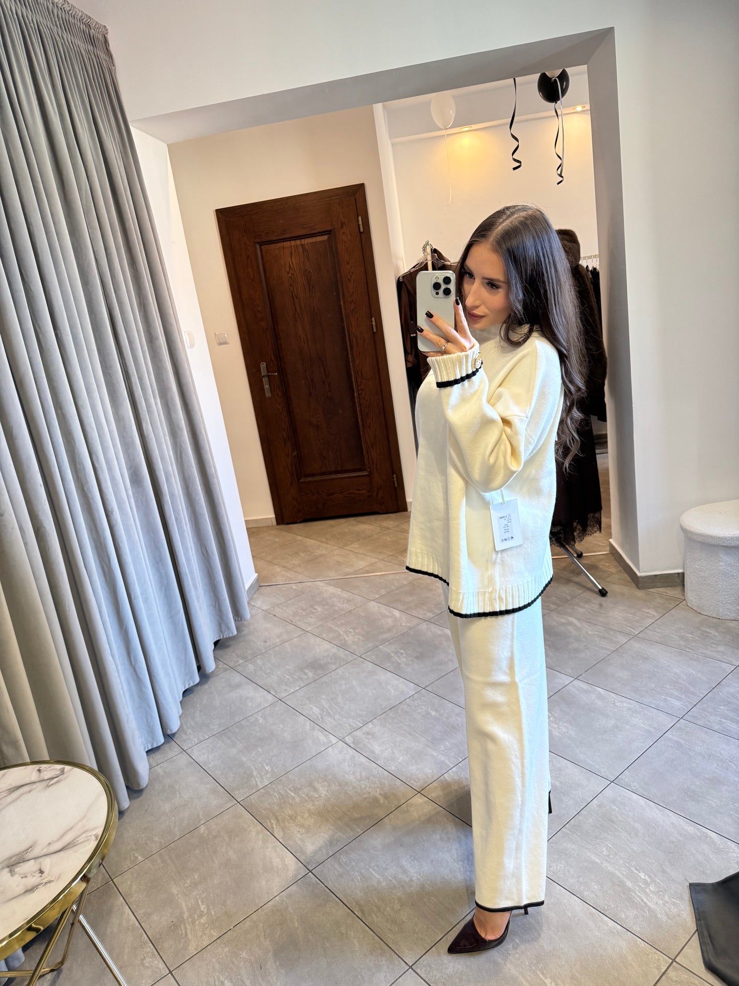 Elegancki dzianinowy komplet „Cream Comfort”