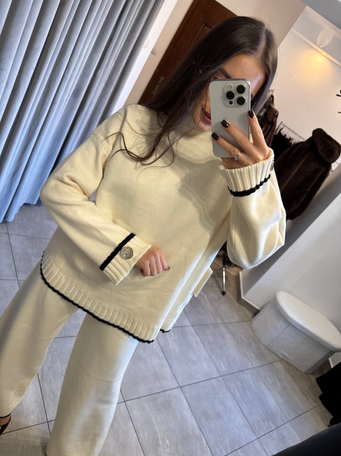 Elegancki dzianinowy komplet „Cream Comfort”