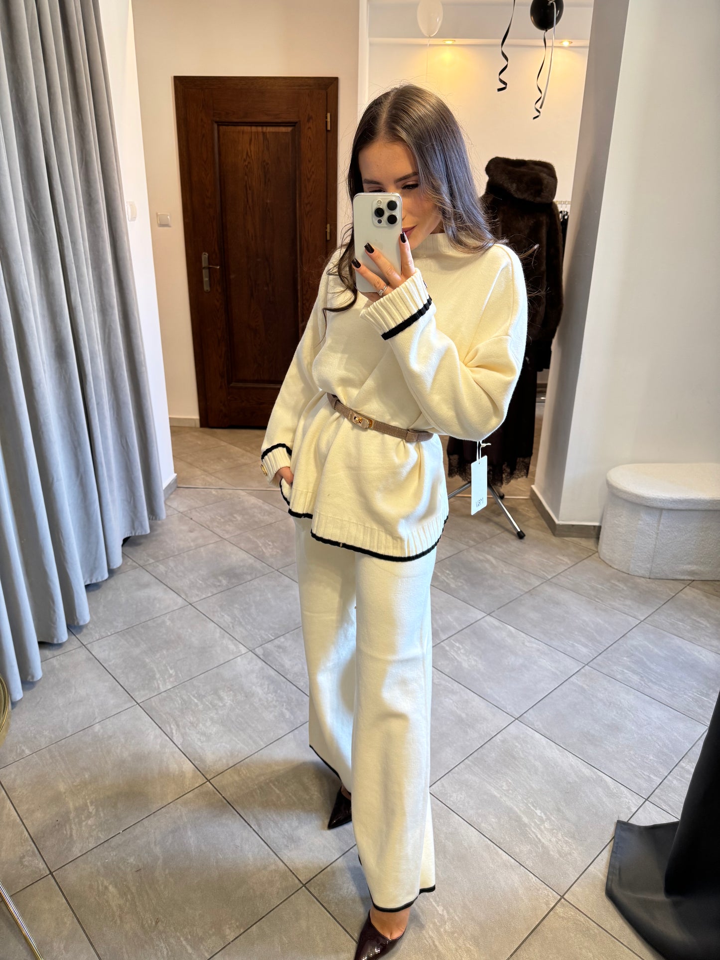 Elegancki dzianinowy komplet „Cream Comfort”