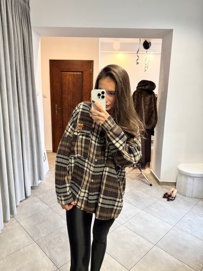 Brązowo-beżowa flanelowa koszula oversize w kratę