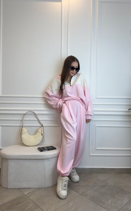 Pastelowy komplet dresowy Premium Pink – bluza z półzamkiem i spodnie jogger