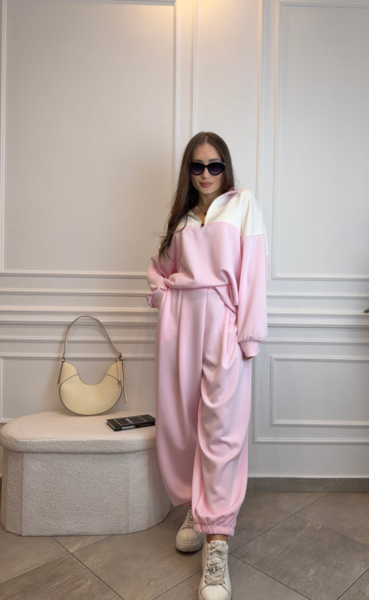 Pastelowy komplet dresowy Premium Pink – bluza z półzamkiem i spodnie jogger