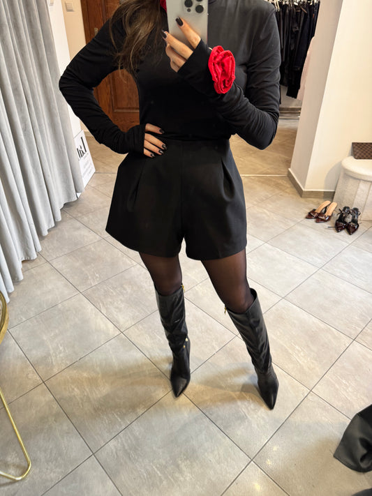 Eleganckie Czarne Szorty z Wysokim Stanem